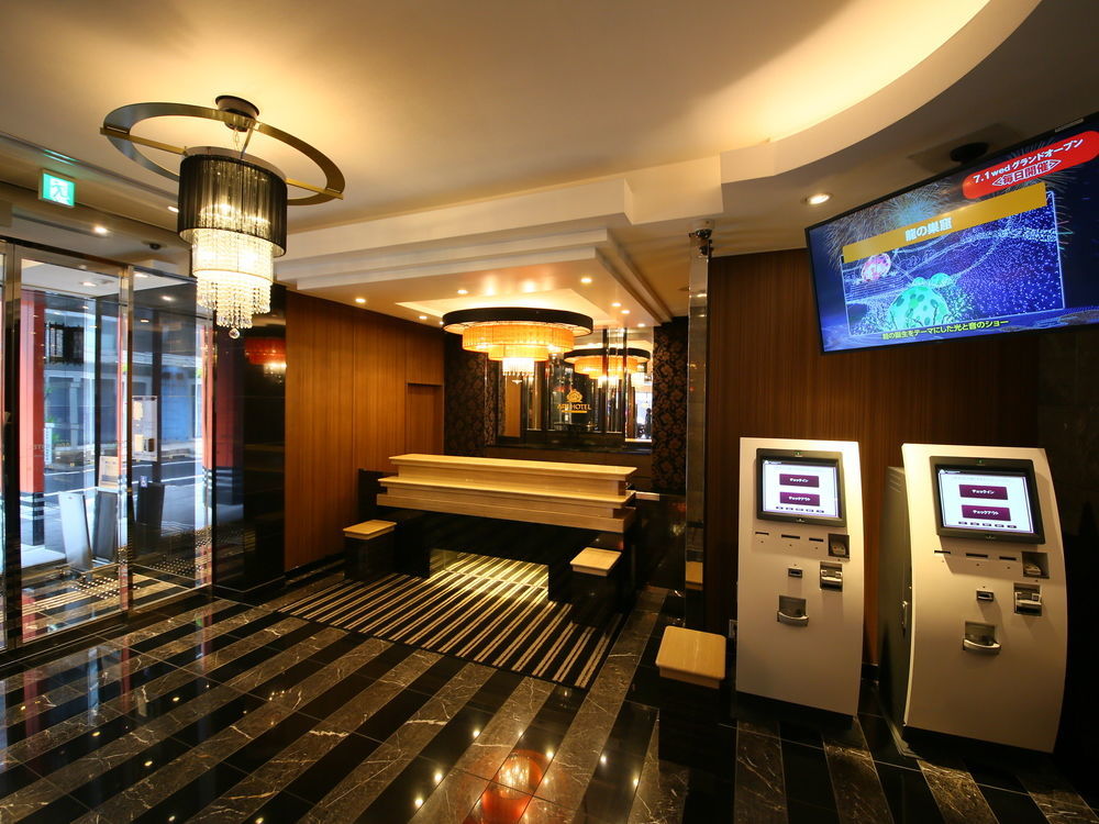 Apa Shimbashi Toranomon 3* Tokio